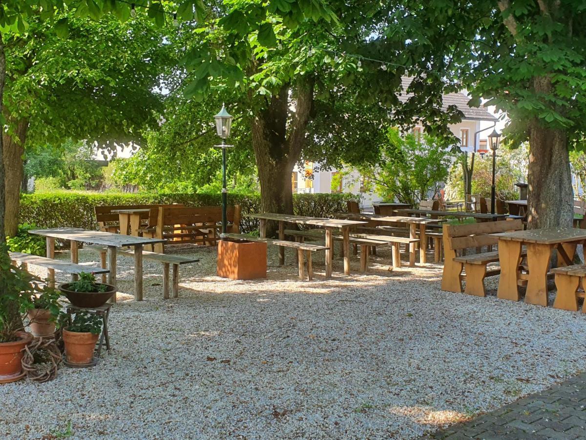 Landgasthof Geltinger Otel Adlkofen Dış mekan fotoğraf